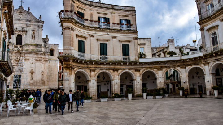 Martina Franca, bianca e colorata.