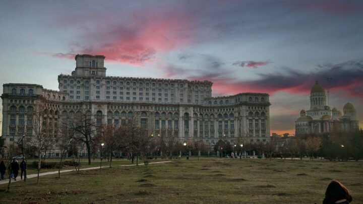 Bucarest, mania di grandezza